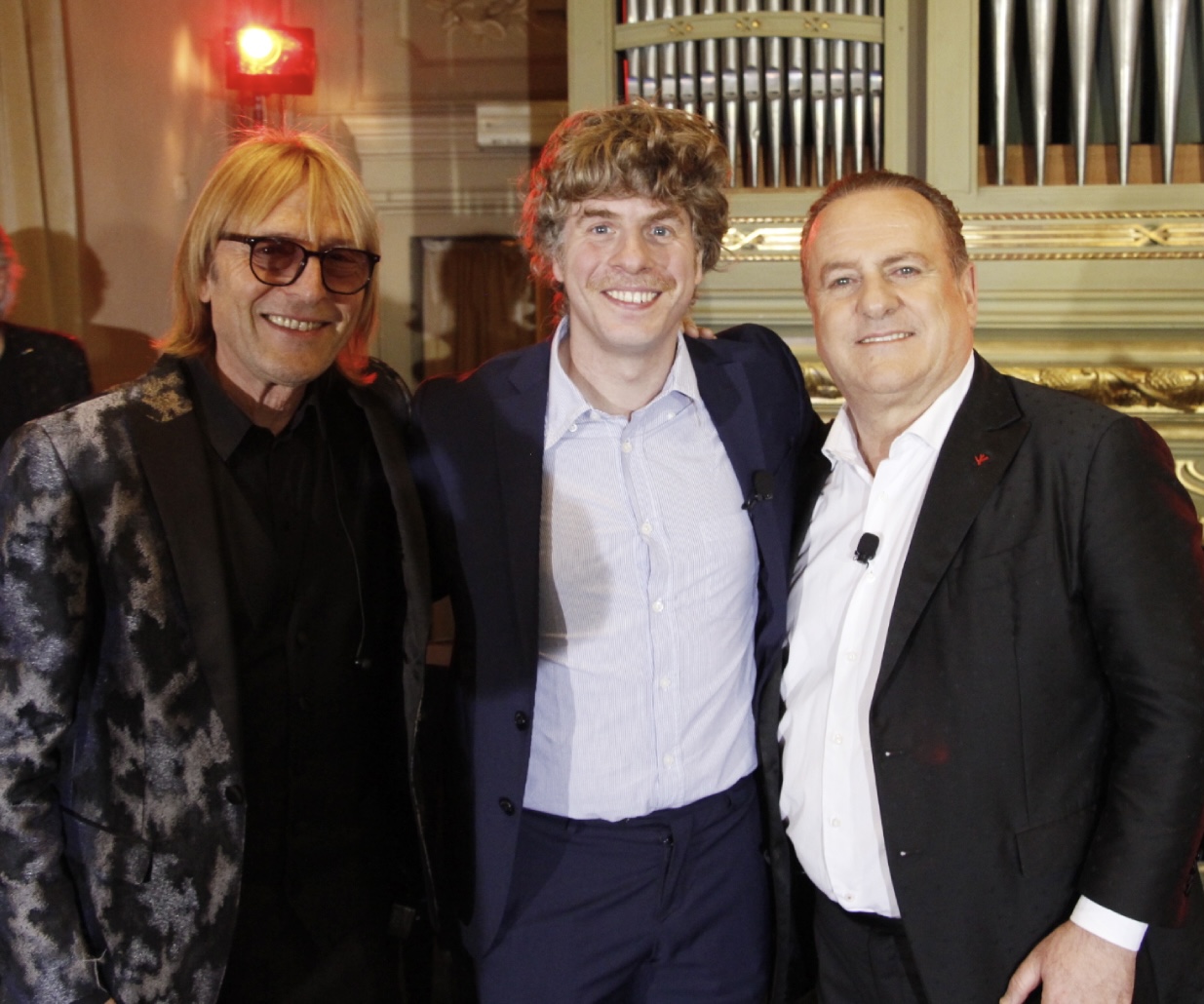 PARADISE 2026, venerdì 10 aprile, all'Accademia Filarmonica di Bologna con Lodo Guenzi, Bonaga, Cremaschi e Mandez 